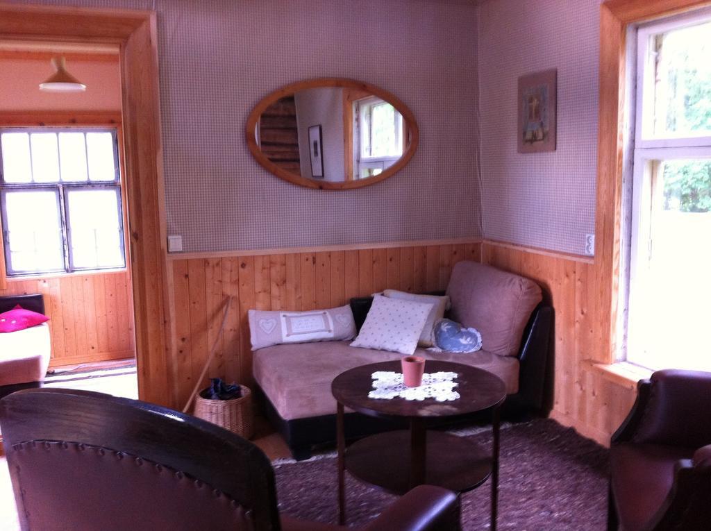 Hotel Brinkin Wanha Pappila Kokkola  Habitación foto