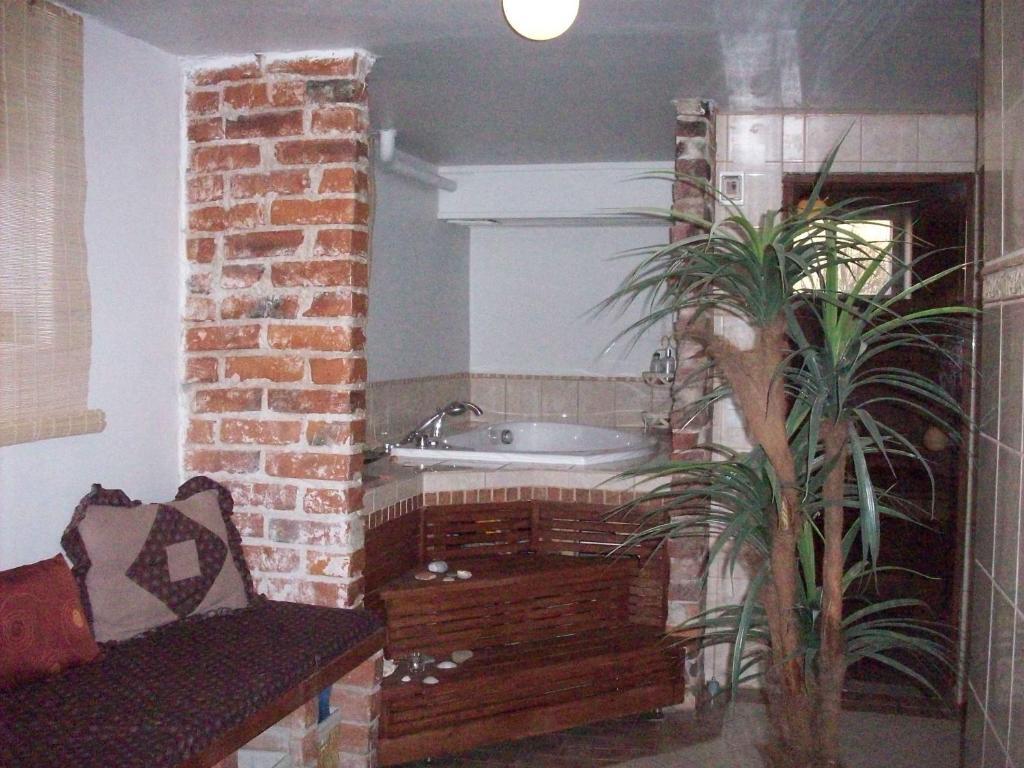 Hotel Brinkin Wanha Pappila Kokkola  Habitación foto